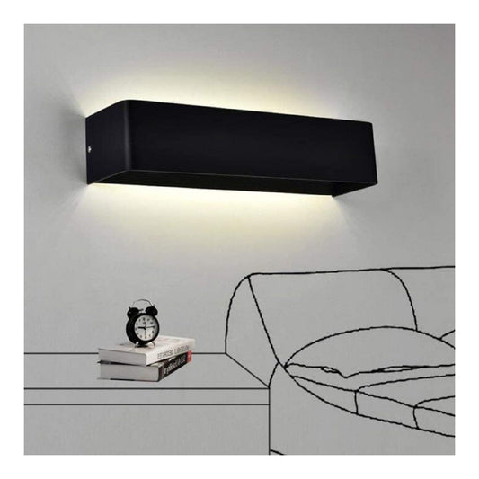 Applique da parete linea minimalista in alluminio nero